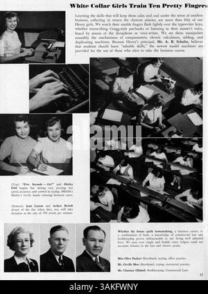 Le Patrick Henry High Yearbook 1951, Orateur 1951, documente les étudiants, les enseignants, les clubs, athlétisme, et événements clés de l'année scolaire 1950-1951. Banque D'Images