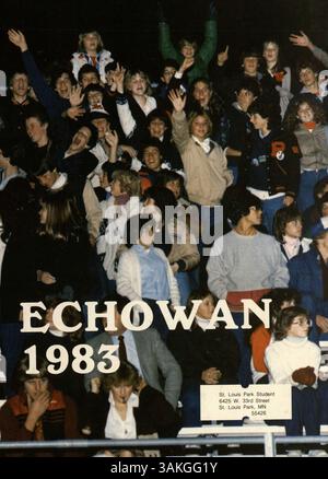 L’Echowan Yearbook 1983 de l’École secondaire Louis Park présente les élèves, les enseignants, les clubs, l’athlétisme et les événements de l’année scolaire 1982-1983-2006, reflétant les réalisations de la communauté et des élèves. Banque D'Images