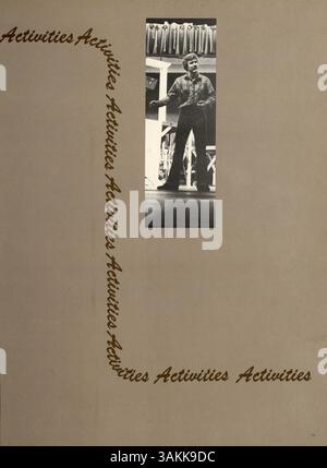 L'annuaire 1980 de la Cooper High School, « talons 1980 », retrace les moments clés de l'année scolaire 1979-1980 avec des étudiants, des enseignants, des athlètes, des clubs scolaires, et des événements notables tout au long de l'année. Banque D'Images