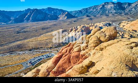 Aérien de Red Rock Canyon Layers vibrant et Desert Vista Banque D'Images