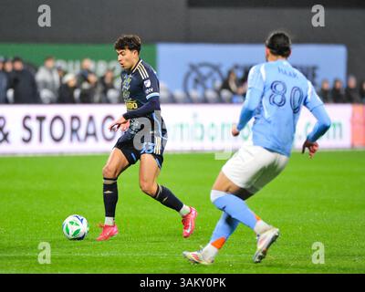 Queens, États-Unis. 12 avril 2025. Quinn Sullivan (33) samedi soir à New York. Le New York City FC accueille Philadelphia Union au Citi Field le 12 avril 2025 et remporte le match 1-0, remportant une série de trois matchs sans victoire. (Photo de Jess Stiles/Sipa USA) crédit : Sipa USA/Alamy Live News Banque D'Images