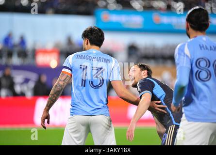 Queens, États-Unis. 12 avril 2025. Thiago Martins (13 ans) samedi soir à New York. Le New York City FC accueille Philadelphia Union au Citi Field le 12 avril 2025 et remporte le match 1-0, remportant une série de trois matchs sans victoire. (Photo de Jess Stiles/Sipa USA) crédit : Sipa USA/Alamy Live News Banque D'Images