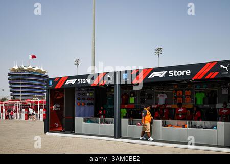 Sakhir, Bahreïn. 13 avril 2025. SAKHIR, BAHREÏN - 13 AVRIL : vue générale de la zone des spectateurs lors de la course du Grand Prix F1 de Bahreïn sur le circuit International de Bahreïn le 13 avril 2025 à Sakhir, Bahreïn. (Photo de Qian Jun/Paddocker) crédit : Jun QIAN/Alamy Live News crédit : Jun QIAN/Alamy Live News crédit : Jun QIAN/Alamy Live News Banque D'Images