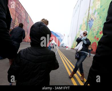 Février 22, 2014 - Sotchi, Krasnodar Krai, Russie - fans pendant les Jeux olympiques d'hiver le 22 février à Sotchi, Russie. (Crédit image : © Daniel A. Anderson/ZUMAPRESS.com) Banque D'Images