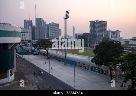 Terrain de football au stade national Bangkok Thaïlande Banque D'Images