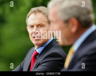 17 mai 2007 - États-Unis - le premier ministre britannique sortant Tony Blair et le président américain George W. Bush prennent la parole dans la roseraie de la Maison Blanche le jeudi 17 mai 2007, à Washington, DC. (George Bridges/MCT) (image crédit : © George Bridges/mct/ZUMAPRESS.com) Banque D'Images