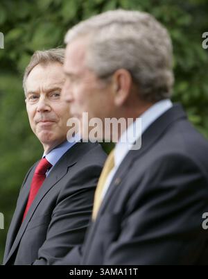17 mai 2007 - États-Unis - le premier ministre britannique sortant Tony Blair et le président américain George W. Bush prennent la parole dans la roseraie de la Maison Blanche le jeudi 17 mai 2007, à Washington, DC. (George Bridges/MCT) (image crédit : © George Bridges/mct/ZUMAPRESS.com) Banque D'Images