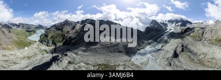 Vue aérienne, panorama alpin, paysage de montagne avec glacier Glacier de Cheilon et sommet Mont Blanc de Cheilon et Lac de dix, Valais, Alpes occidentales Banque D'Images