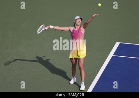 IgA Swiatek (POL), Dubaï Duty Free Tennis Championships, Dubaï, U.A.E. Tennis - Dubaï Tennis Championships 2025 - Dubaï - WTA 1000 - Dubaï Duty Free T Banque D'Images