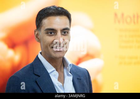 Neu Delhi, Inde. 14 avril 2025. Laksh Mamaan Smegal du groupe Motherson. La société est active dans les secteurs de l'approvisionnement automobile et de la technologie médicale. Crédit : Peter Kneffel/dpa/Alamy Live News Banque D'Images
