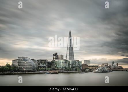 Le paysage urbain de Shard photographié au coucher du soleil Banque D'Images