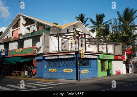 16 avril 2013 - Saint-Denis, Île de la Réunion, France - maisons dans Saint Leu. Saint-Leu est une commune française d'outre-mer de la Réunion. Il est situé sur le côté ouest de l'île de la Réunion. (Crédit image : © Sergi Reboredo/ZUMA Wire/ZUMAPRESS.com) Banque D'Images