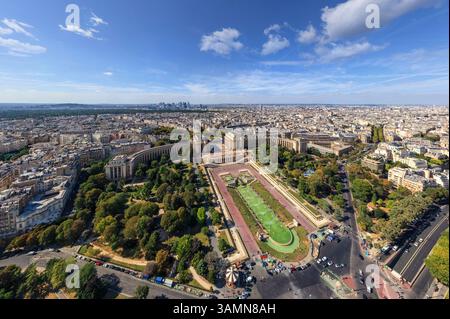 Vue aérienne panoramique du centre-ville de Paris, France. Banque D'Images