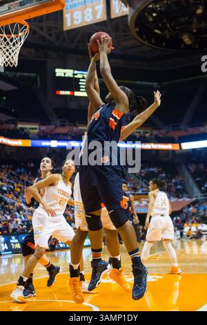 20 février 2014 - Knoxville, TN, États-Unis - 20 février 2014 :Tra'CEE Tanner #44 des Auburn Tigers saisit le rebond pendant le match de basket-ball de la NCAA entre les Lady vols de l'Université du Tennessee et les Auburn Tigers à Thompson-Boling Arena à Knoxville, TN(crédit image : © photographe :Tim Gangloff/Cal Sport Media/ZUMAPRESS.com) Banque D'Images