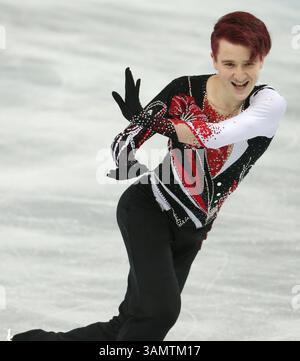 14 février 2014 - Sotchi, RUS - Misha Ge, d'Ouzbékistan, se produit lors du patinage artistique libre masculin au Palais de patinage Iceberg pendant les Jeux olympiques d'hiver à Sotchi, Russie, vendredi 14 février 2014. (Crédit image : © Brian Cassella/MCT/ZUMAPRESS.com) Banque D'Images