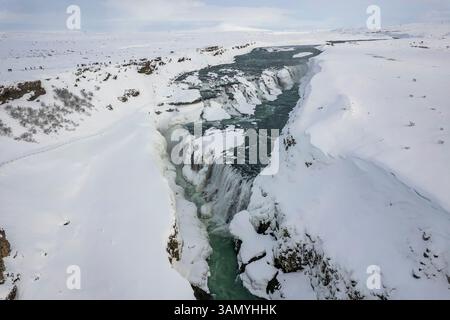 Vue aérienne de la cascade Gullfoss avec la rivière Olfusa, Islande. Banque D'Images
