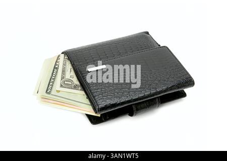 Billets de dollars dans le portefeuille isolé sur fond blanc. Banque D'Images