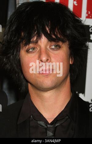 20 avril 2010 - New York, New York, États-Unis - BILLIE JOE ARMSTRONG de GREEN DAY arrivant à la soirée d'ouverture pour ''American idiot'' de Green Day à la salle de bal Roseland à New York City le 04-20-2010. 2010...K64966HMc(crédit image : © Henry McGee/Globe photos/ZUMApress.com) Banque D'Images