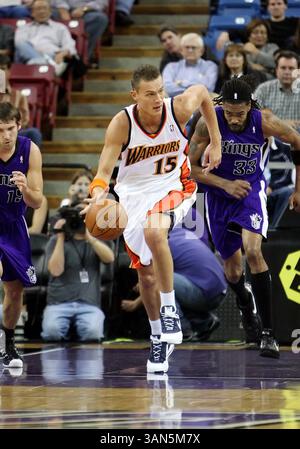 15 Andris Biedrins des Golden State Warriors en action contre les Sacramento Kings à l'Arco Arena de Sacramento, Californie. Les Rois ont battu les guerriers 115-98.(image crédit : © Greg Ashman/Cal Sport Media) Banque D'Images