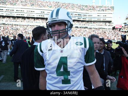 NFL : Raiders v. jets OCT 19, 2008..October 19, 2008 : QB #4 Brett Favre des jets de New York en action v. The Oakland Raiders au Oakland-Alameda County Coliseum à Oakland, Californie. Les Raiders ont battu les jets en OT 16-13...Greg Ashman/CSM (image crédit : © Cal Sport Media/ZUMA Press) Banque D'Images