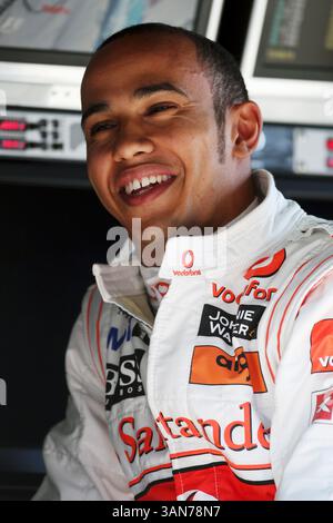 Mars 26, 2010 - Melbourne, Australie - Lewis Hamilton (GBR) McLaren. Championnat du monde de formule 1, Rd 2, Grand Prix d'Australie, jour d'entraînement, Albert Park, Melbourne, Australie, vendredi 26 mars 2010. (Crédit : © Sutton Motorsports/ZUMA Press) Banque D'Images