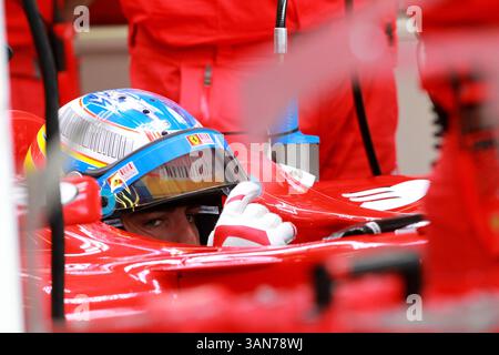 Mar. 26, 2010 - Melbourne, Australie - Fernando Alonso (ESP) Ferrari F10. Championnat du monde de formule 1, Rd 2, Grand Prix d'Australie, jour d'entraînement, Albert Park, Melbourne, Australie, vendredi 26 mars 2010. (Crédit : © Sutton Motorsports/ZUMA Press) Banque D'Images