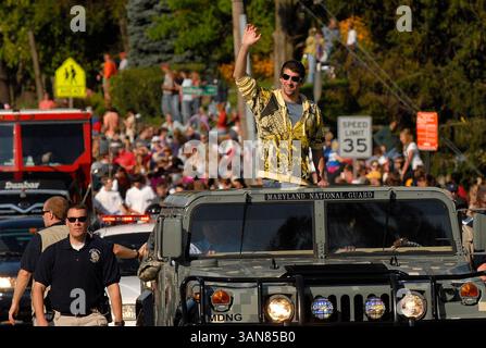 Le médaillé d’or olympique Michael Phelps participe à un défilé en son honneur le long de York Road à Towson, Md., le samedi 4 octobre 2008. (Crédit image : © The Washington Times/ZUMA Press) Banque D'Images