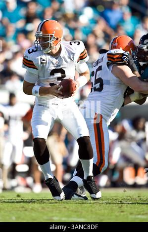 26 octobre 2008, Jacksonville Jaguars vs Cleveland Browns. Le quarterback des Browns de Cleveland, Derek Anderson (3), lors de la première mi-temps au Jacksonville Municipal Stadium. (Crédit image : © Cal Sport Media/ZUMA Press) Banque D'Images