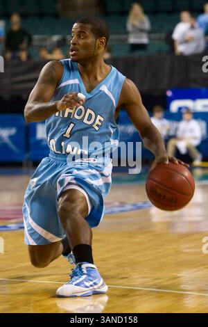 12 mars 2010 : Garde Stevie Mejia (1) avec le ballon lors du tournoi Atlantic 10 entre les Rams de Rhode Island et les Billikens de Saint Louis au Boardwalk Hall à Atlantic City, New Jersey. (Crédit image : © Chris Szagola/Cal Sport Media/ZUMApress.com) Banque D'Images