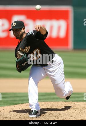 25 avril 2010 : Oakland Athletics débute le lanceur Gio Gonzalez #47 en action lors du match de Ligue américaine entre les A's d'Oakland et les Indians de Cleveland. Oakland bat Cleveland 11-0. Oakland, Californie. (Crédit image : © David Godinez/Cal Sport Media/ZUMApress.com) Banque D'Images