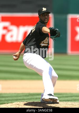 25 avril 2010 : Oakland Athletics débute le lanceur Gio Gonzalez #47 en action lors du match de Ligue américaine entre les A's d'Oakland et les Indians de Cleveland. Oakland bat Cleveland 11-0. Oakland, Californie. (Crédit image : © David Godinez/Cal Sport Media/ZUMApress.com) Banque D'Images