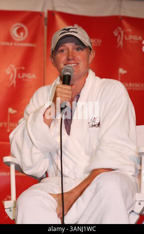 03 avril 2011 - Rancho Mirage, Californie, États-Unis - STACY LEWIS lors d'une conférence de presse après sa victoire au 40e Championnat Kraft Nabisco, qui s'est tenu au Mission Hills Country Club. (Crédit image : © Dane Andrew/ZUMAPRESS.com) Banque D'Images
