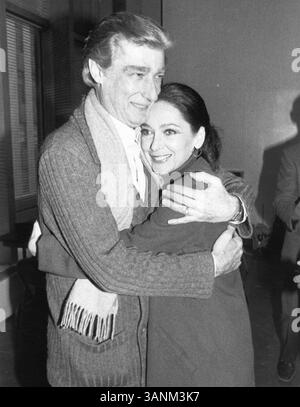 20 juin 2011 - SUZANNE PLESHETTE avec Richard Mulligan répète à New York pour des occasions spéciales (crédit image : © Globe photos/ZUMAPRESS.com) Banque D'Images
