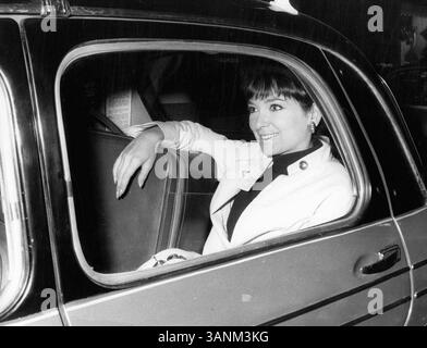 20 juin 2011 - SUZANNE PLESHETTE. (Crédit image : © Globe photos/ZUMAPRESS.com) Banque D'Images