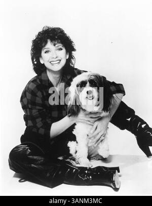 20 juin 2011 - SUZANNE PLESHETTE avec Gypsy. Fourni par photos, inc (Crédit image : © Globe photos/ZUMAPRESS.com) Banque D'Images