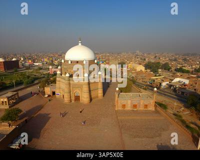 Vue aérienne de la tombe de Hazrat Shah Rukn-e-Alam, Multan, Pakistan. Banque D'Images