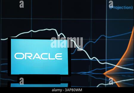 Allemagne. 15 avril 2025. Dans cette illustration photo, le logo Oracle Corporation est affiché sur un moniteur. Crédit : SOPA images Limited/Alamy Live News Banque D'Images