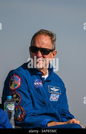 Avalon, Australie. 28 mars 2025. Astronaute de la NASA, vétéran de trois missions de navette et colonel de l'USAF Michael John ''Bloomer'' Bloomfield est vu lors d'une interview en plein air à l'aéroport d'Avalon, en Australie. (Crédit image : © Alexander Bogatyrev/SOPA images via ZUMA Press Wire) USAGE ÉDITORIAL SEULEMENT ! Non destiné à UN USAGE commercial ! Banque D'Images