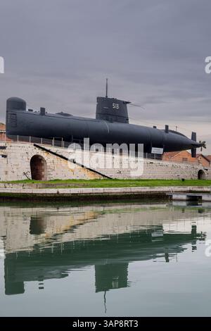 Sous-marin Enrico Dandolo (S513), Museo Storico navale (Musée d'histoire navale), Sestiere Castello, Venise, Vénétie, Italie Banque D'Images
