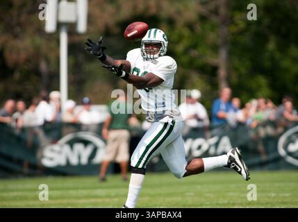 19 août 2011 : le Tight End Jeff Cumberland (86 ans) des jets de New York attrape un laissez-passer pendant l'entraînement au centre de formation de santé des jets Atlantic à Florham Park, New Jersey. (Crédit image : © Duncan Williams/Cal Sport Media/ZUMAPRESS.com) Banque D'Images