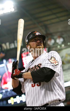 12 avril 2011 : Brett Myers (39 ans), lanceur des Astros de Houston, se prépare à battre lors de la cinquième manche du match de baseball de la Ligue majeure entre les Astros de Houston et les Cubs de Chicago au minute Maid Park à Houston, au Texas. (Crédit image : © Andrew Richardson/Cal Sport Media/ZUMAPRESS.com) Banque D'Images