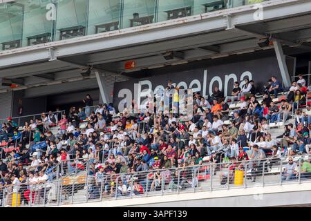 Ambiance , pendant les 4 heures de Barcelone, la première manche du Championnat ELMS 2025, sur le circuit Barcelone-Catalunya, du 4 au 6 avril 2025, en Espagne. - Photo Laurent Cartalade/Agence MPS crédit Agence MPS/Alamy Live News Banque D'Images