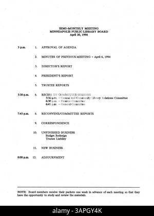 Les procès-verbaux du conseil d'administration de la Bibliothèque publique de Minneapolis de 1994 documentent les principales actions, discussions et décisions concernant les opérations et la gouvernance de la bibliothèque. Banque D'Images