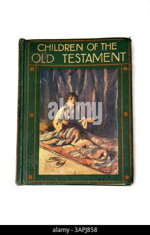 Antique édition 1909 des enfants de l'ancien Testament représentant Samuel priant et entendant la voix de Dieu sur la couverture Banque D'Images