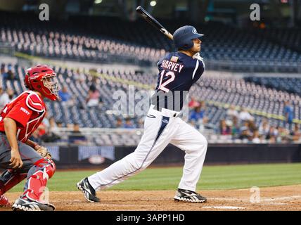 14 août 2011 : la vedette de baseball Chris Harvey bat lors de la classique All-American Perfect Game 2011, tenue à Petco Park, San Diego, Californie. (Crédit image : © Damen Jackson/Cal Sport Media/ZUMAPRESS.com) Banque D'Images