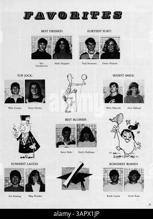 Ce South View Jr. High Yearbook de 1986 commémore l'année scolaire 1985-1986 en capturant des moments avec les élèves, les enseignants, l'athlétisme, les clubs et d'autres activités scolaires. Banque D'Images