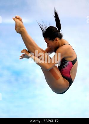 23 juil. 2011 ; Shanghai, CHINE ; He Zi de Chine participe à la finale de tremplin féminin du 3 m au cours du huitième jour des 14e Championnats du monde FINA à l'Oriental Sports Center. (Crédit image : © Jianmin Liu/Osports via ZUMA Wire) Banque D'Images