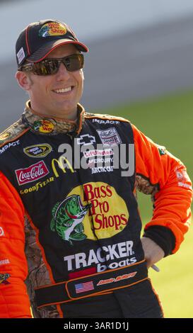 FORT WORTH, TX - 08 avril 2011 : Jamie McMurray (1) attend de se qualifier pour la course Samsung Mobile 500 au Texas Motor Speedway de Fort Worth, TX. (Crédit image : © ASP/Cal Sport Media/ZUMAPRESS.com) Banque D'Images