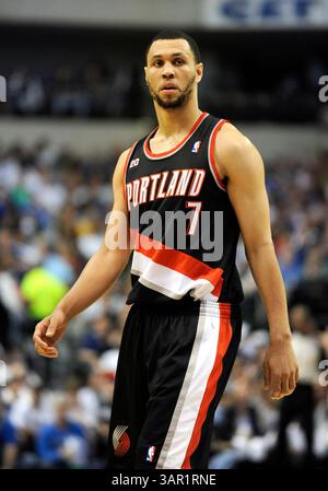 25 avril 2011 : le garde des Trail Blazers de Portland Brandon Roy #7 lors d'un match des éliminatoires de la première ronde de la NBA Western Conference entre les Trail Blazers de Portland et les Mavericks de Dallas au American Airlines Center de Dallas, TX Dallas a battu Portland 93-82(crédit image : © Albert Pena/Cal Sport Media/ZUMAPRESS.com) Banque D'Images