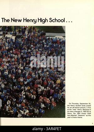 L'annuaire des conférenciers 1983 de l'école secondaire Patrick Henry présente les élèves, les enseignants, l'athlétisme et d'autres événements importants de l'année scolaire 1982-1983-09, reflétant une communauté scolaire dynamique. Banque D'Images